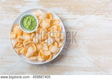 Fried Shrimp Cracker In Thai Style. Shrimp Cracker With Avocado Dip