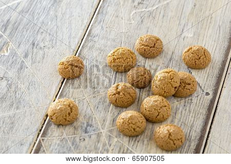 Amarettini Cookies