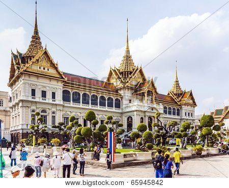 Chakri Maha Prasat In The Great Palace In Bangkok