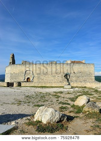Ruin Of The Castle