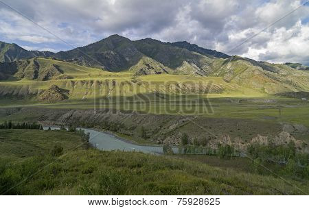 Mountain Valley Under The Evening Sun. Altai, Russia. Chuya River.