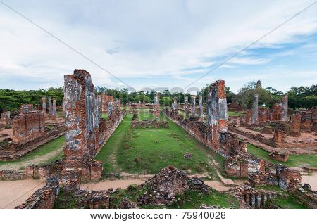 Ruined Temple, Wat Phra Si Sanphet, At Ayutthaya Historical Park, Thailand