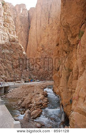 Řeka Todra Gorge