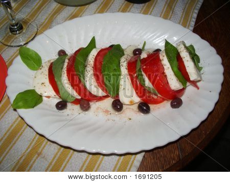 Tomates, mozzarella y albahaca (Sgseguret Imgp1453)