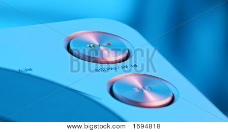 재생 버튼