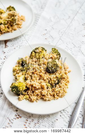 Warm Detox Salad From Quinoa And Broccolli