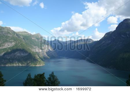 Fiordos noruegos