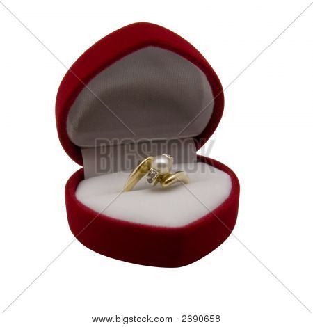 Anello d'oro con perla