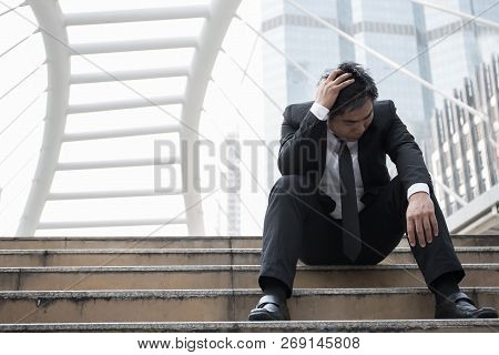 Asiam Business Men Are Stressed In Work
