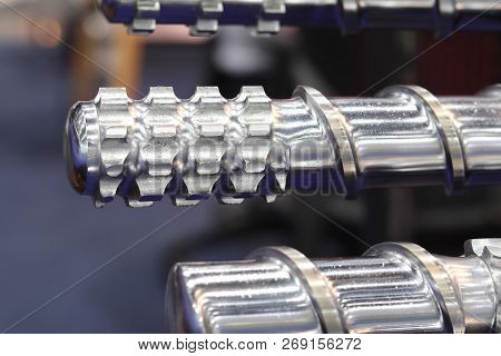 Screw Press Parts For Plastic Injection Machine ; Selective Focus
