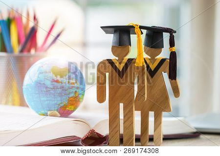 Australia Education Knowledge Learning Study Abroad International Ideas. People Sign Wood With Gradu