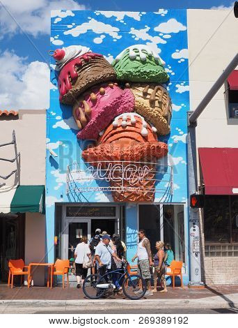 Miami, Florida 10-21-2018 The Ice Cream Store Azucar On Calle Ocho - Eigth Street - In Miamis Little