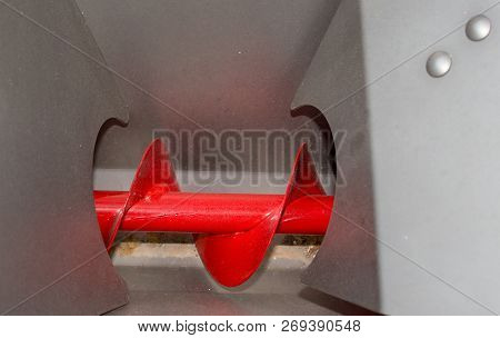 Detail Of Stainless Steel Screw Conveyor For A Animal Food Processing Plant