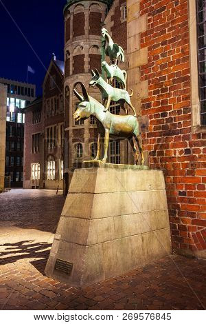 Bremen Town Musicians Bronze Statue By Gerhard Marcks In Bremen, Germany