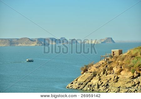 Lago Nasser in Egitto, mostra da Abu Simbel
