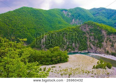Floden Trebbia, nordlige Italien