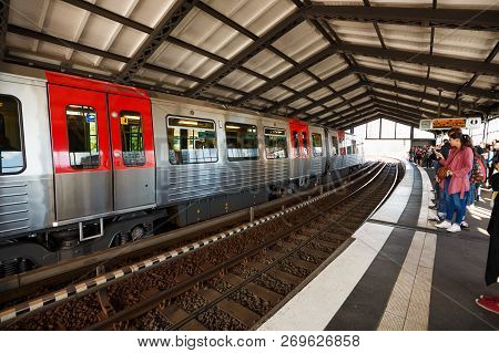 Hamburg, Germany - August 27, 2017-  People Waiting For A Subway Train At Baumwall Station.