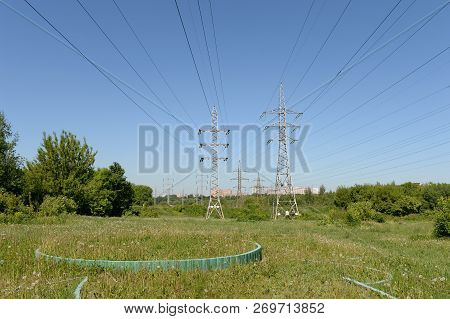 Power Line In Moscow In Lyublino Park On A Sunny Day