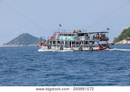 Koh Tao Surathani Thailand - March7,2018 : Scuba Diving Boat Boading To Dive Destination In Koh Tao 