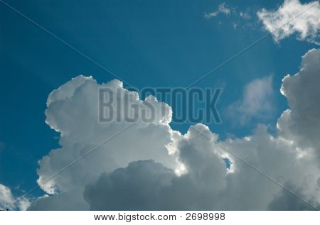 ฟ้า clouded