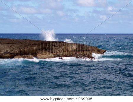 Összetörő hullámok a Rock Formation