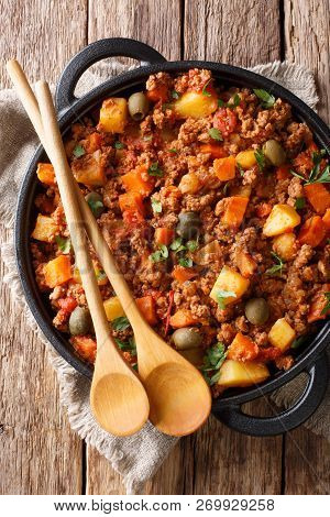 This picadillo Recipe is An Easy, Warm And Comforting Mexican Dish Made From Ground Beef And Potatoe