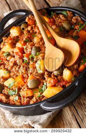 This picadillo Recipe is An Easy, Warm And Comforting Mexican Dish Made From Ground Beef And Potatoe