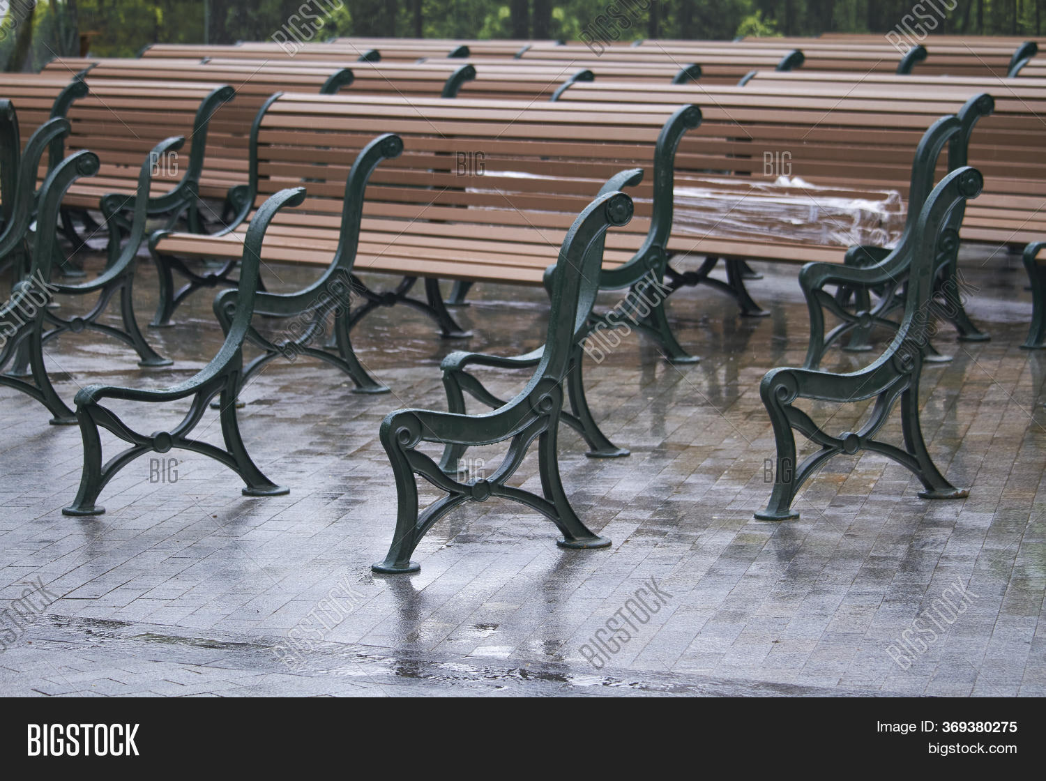 Details Park Benches Image & Photo (Free Trial) Bigstock
