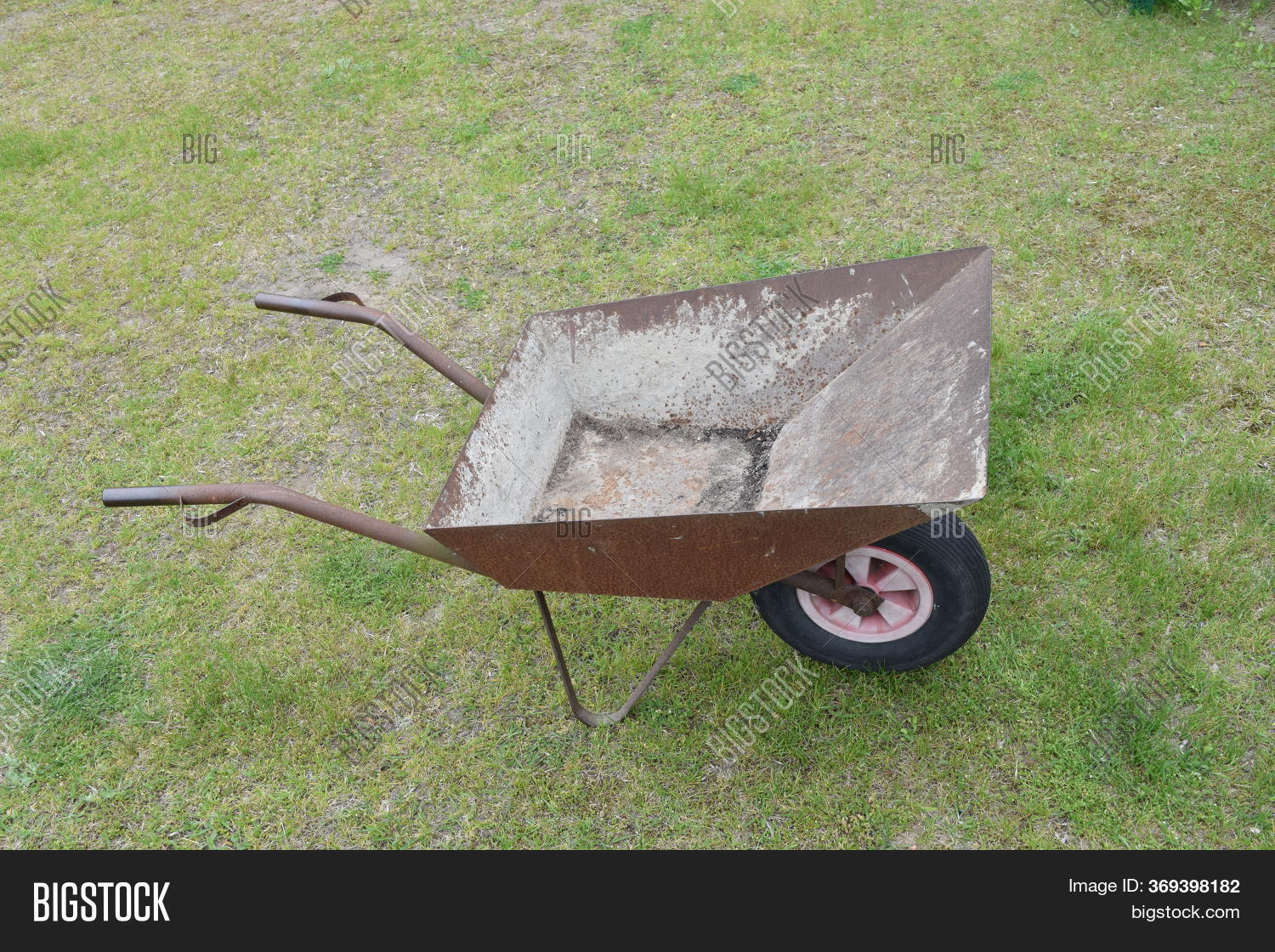 Empty Wheelbarrow Image & Photo (Free Trial) Bigstock