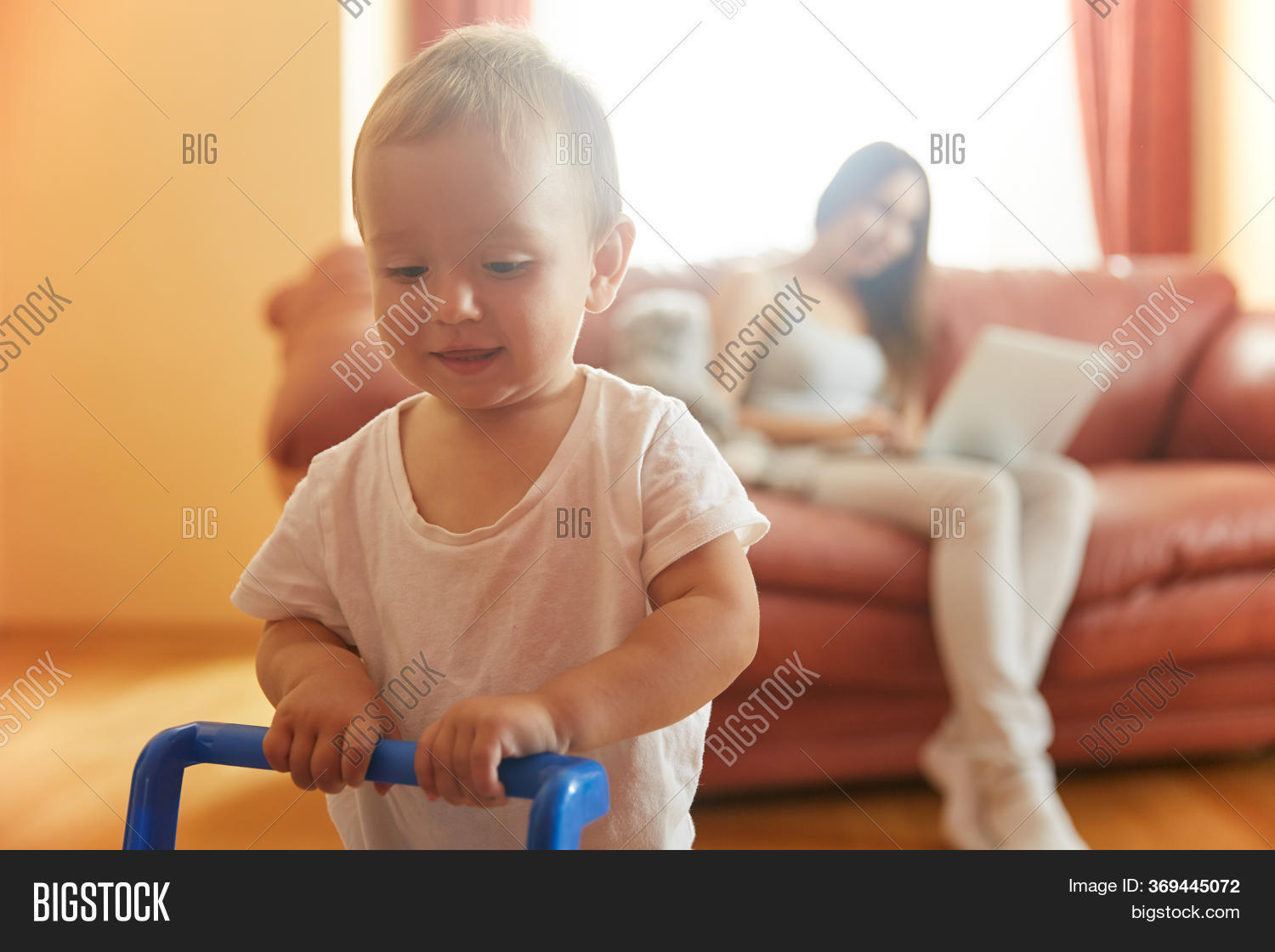 baby sitting sofa online