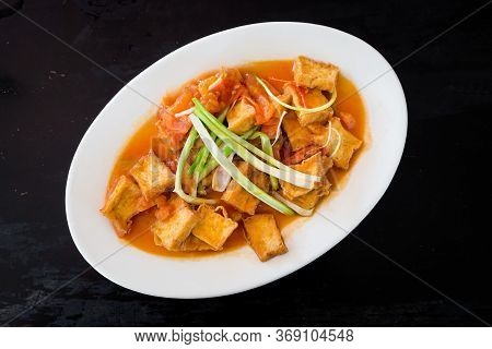 Vietnamese Tofu In Tomato Sauce