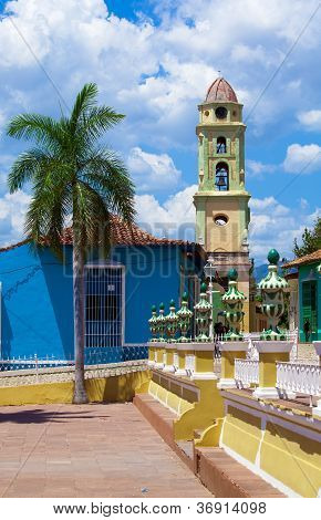 Iglesia De San Francisco De Asisin starého města, Trinidad, Kuba