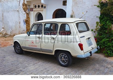 Tangier, Morocco - May 26, 2017: Renault 4gtl Car In Historical Part Of Tangier, Northern Morocco. T