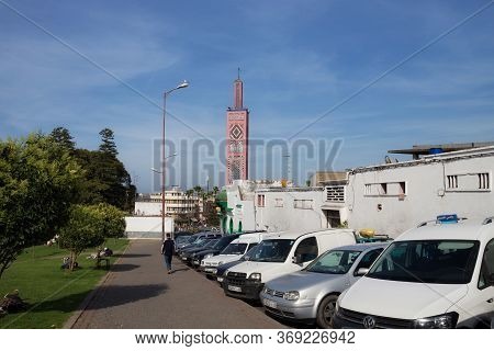 Tangier, Morocco - May 27, 2017: View Of The Minaret Of Sidi Bou Abib Mosque. Is A Mosque Near Grand