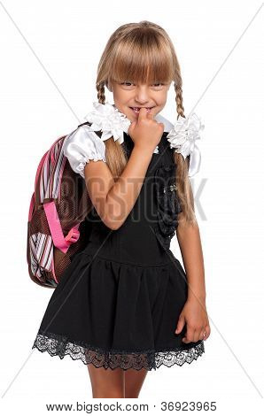Menina com mochila