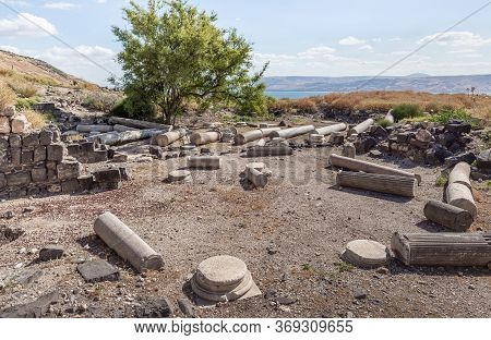 Remains Of Columns In Ruins Of The Greek - Roman City Of The 3rd Century Bc - The 8th Century Ad Hip