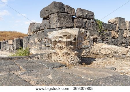 Remains Of Columns In Ruins Of The Greek - Roman City Of The 3rd Century Bc - The 8th Century Ad Hip