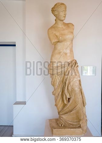 Aphrodite Of Milos Statue