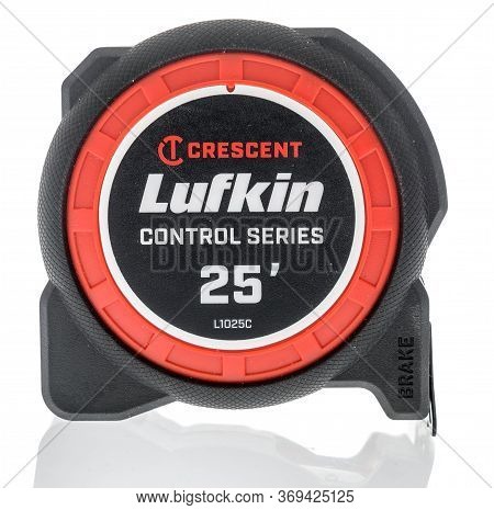 Winneconne,  Wi - 29 May 2020: A Package Of Crescent Lufkin Control Series Tape Measure On An Isolat