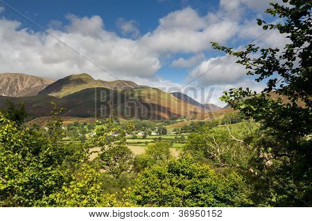 먼 언덕 보기 이상 Buttermere 마