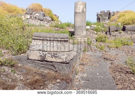 Remains Of Columns In Ruins Of The Greek - Roman City Of The 3rd Century Bc - The 8th Century Ad Hip