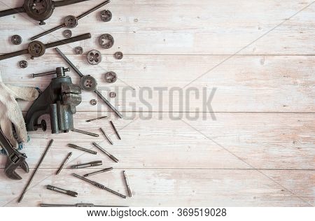 Old Equipment For Manual Cutting Of External And Internal Threads. Locksmith Vises, Dies And Taps Of