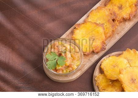 Patacón Fried Flattened Pieces Of Green Plantain (tostón, Tachino)