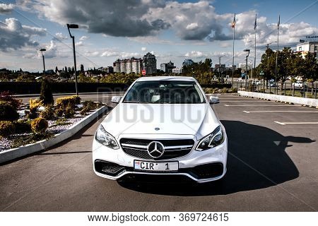Chisinau, Moldova; June 02, 2020. Mercedes-benz Club Festival In Moldova. Mercedes-benz  E Class W 2