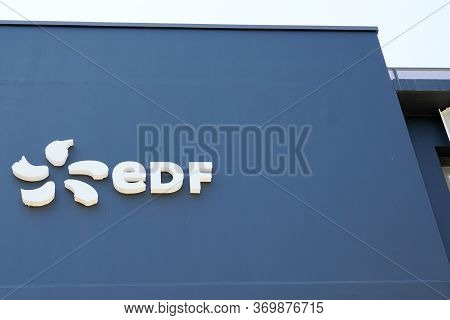 Bordeaux , Aquitaine / France - 06 01 2020 : Edf Sign And Logo On Building Office Of French Multinat