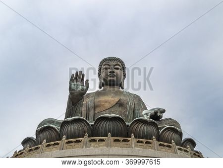 Tian Tan Big Buddha  Statue On Lantau Island, Hong Kong