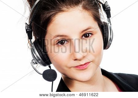 헤드셋과 함께 예쁜 여자입니다.