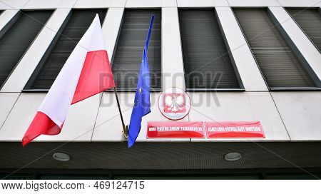 Warsaw, Poland. 19 January 2023. Sign Ministerstwo Spraw Zagranicznych,. Kancelaria Prezesa Rady Min