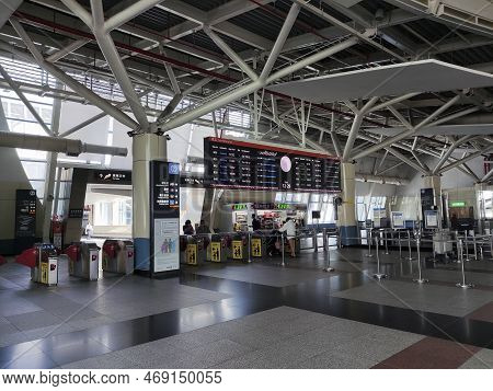 Chiayi, Taiwan- 5 Dec, 2022: Scenery Of Chiayi Station With The Entrance Of High Speed Rail At Chiay