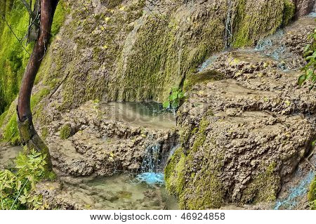 En del af Krushuna vandfald cascade